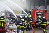 Felle uitslaande brand bij recyclingsbedrijf te Rilland