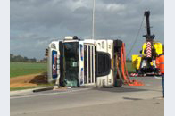 Vrachtwagen gekanteld zevenbergen