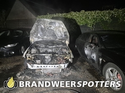Autobrand (middel brand) Oude Kerkstraat in Made