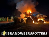 Voertuig in brand Baarlesebaan in Alphen