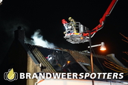 Schoorsteenbrand (middel brand) Hoofdstraat in Sprang-Capelle (+Video)