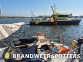 Schip in brand Vluchthaven te Dinteloord in Heijningen