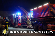 Brand bijgebouw (middel brand) Plukmadeseweg in Made