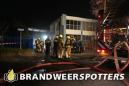 Autobrand (middel brand) Ruysdaelstraat Vincent van Goghstraat in Rijen