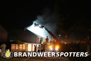 Woningbrand (middel brand) Henriette Roland Holststraat in Oosterhout