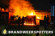 Brand bijgebouw (middel brand) Plukmadeseweg in Made