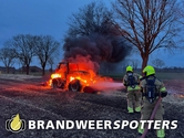 Voertuig in brand Hondseind in Ulicoten