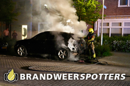 Autobrand Pater van den Elsenplein in Tilburg (+ Video)